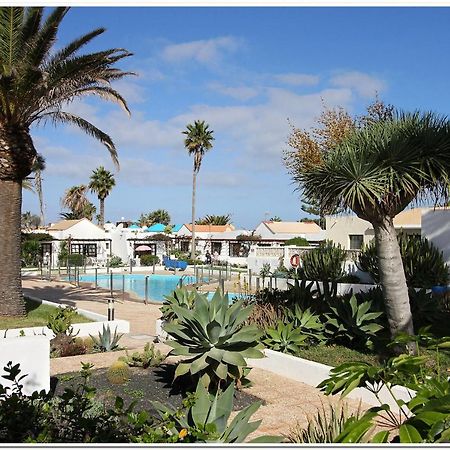 Estrella Del Mar 8. 1 Bedroom Villa With Pool And Gardens 300 Metres From The Beach Corralejo Buitenkant foto
